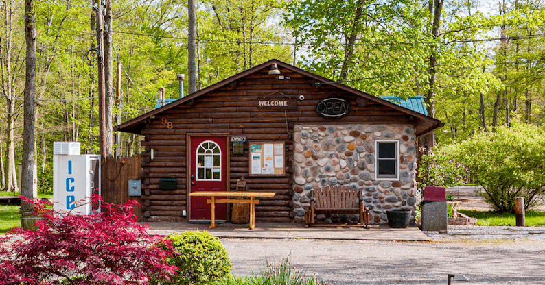 Log cabin check-in building